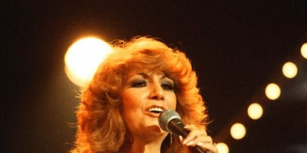 Dottie West Net Worth – Country Musician of USA