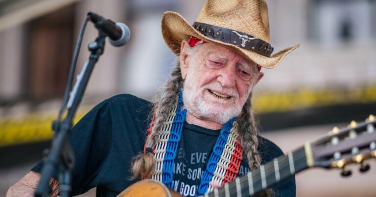 Willie Nelson Net Worth – Country Musician of USA